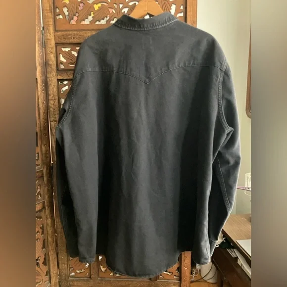 Levi’s faded black denim western shirt, snap button - Picture 5 of 8
